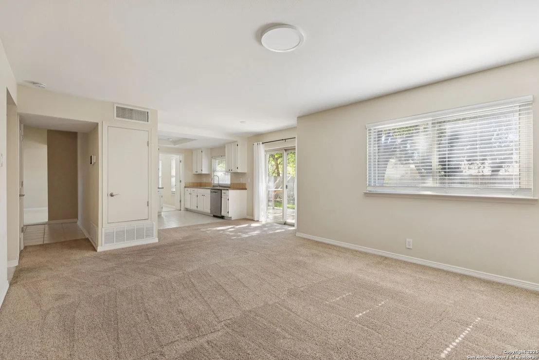 Photo of 8406 Timber Crest