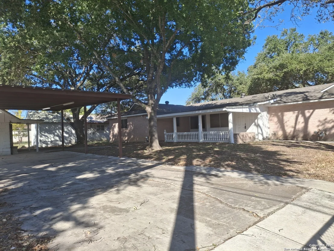 Photo of 3601 Vinecrest