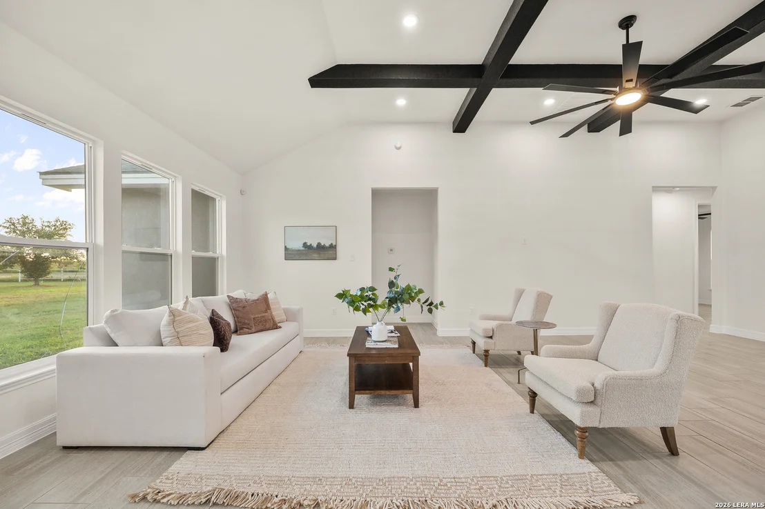 Photo of 100 W MEDIUM MEADOW DR
