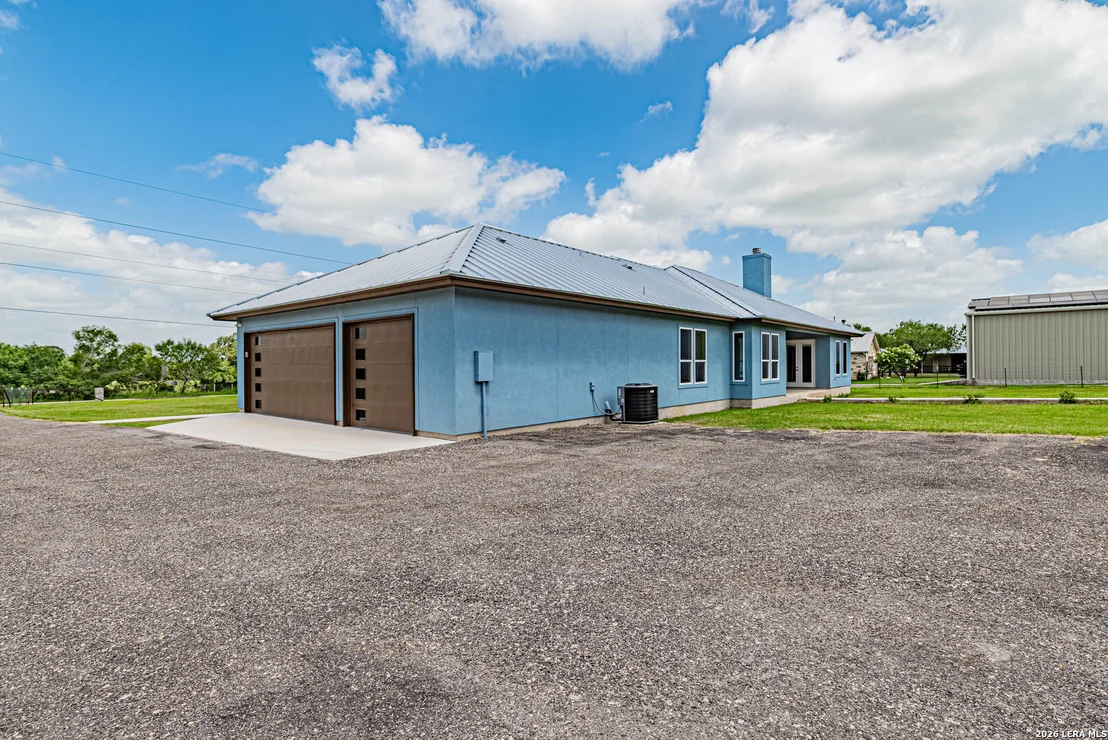 Photo of 731 County Road 356