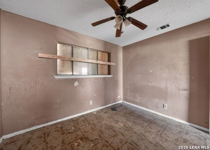 Photo of 2203 COLONY DR