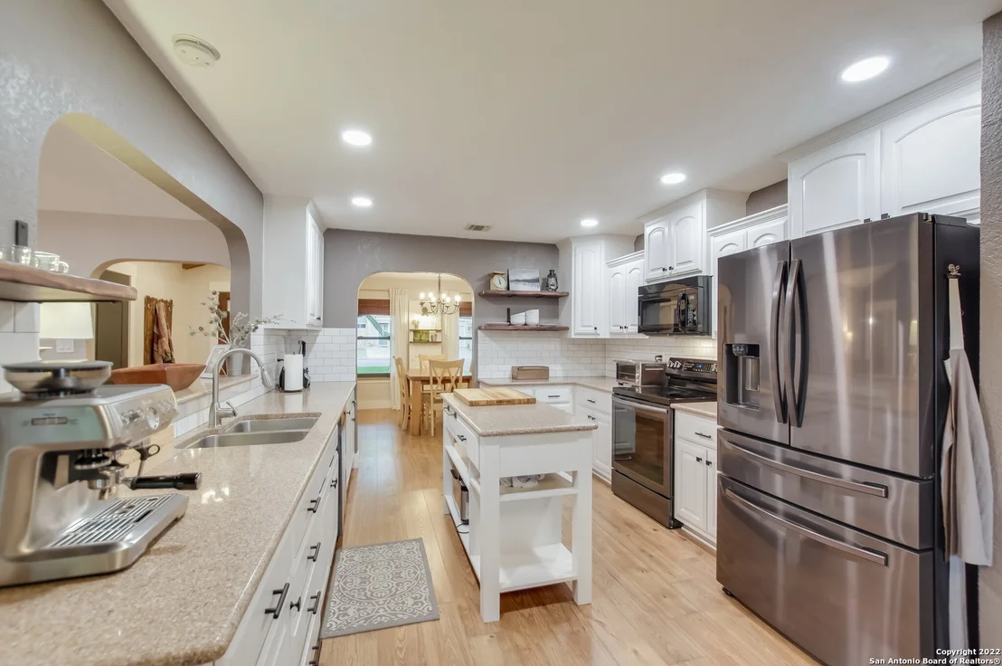 Photo of 15907 TOP RAIL ST