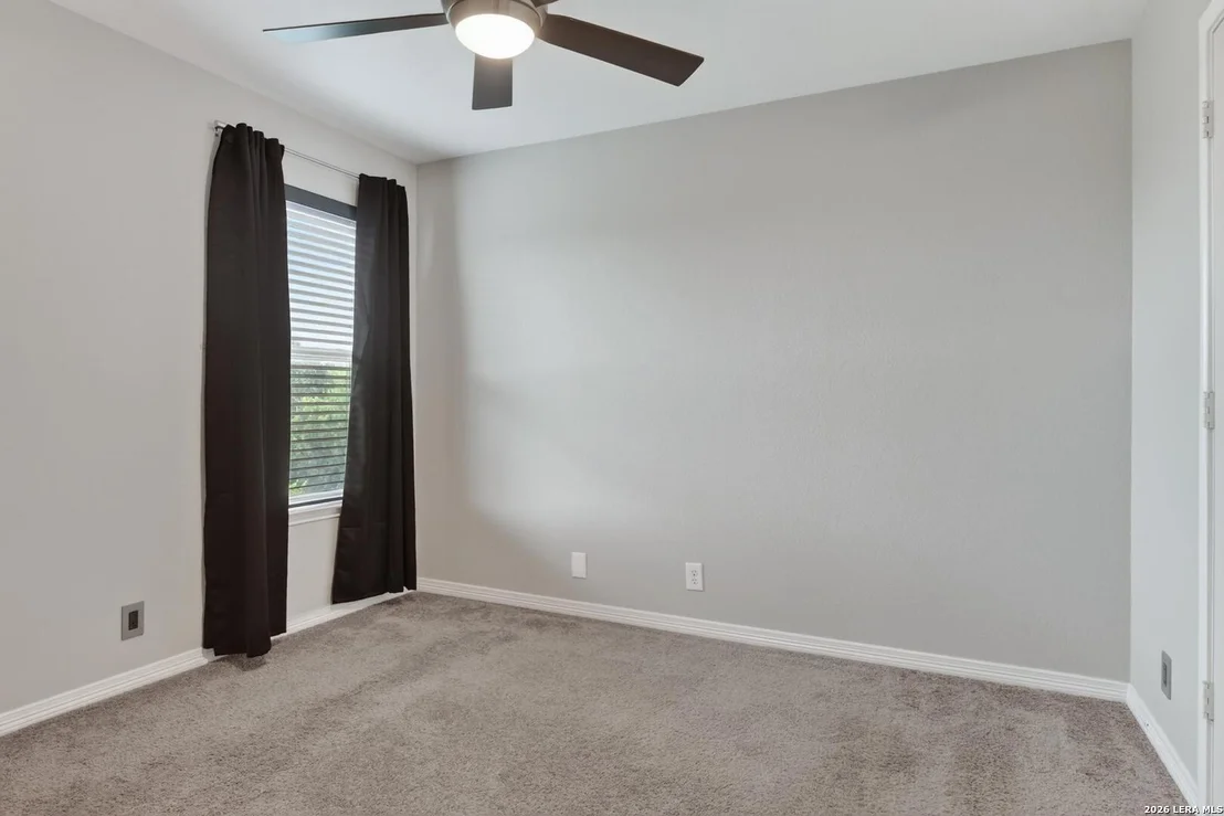 Photo of 8206 VALLEY WL