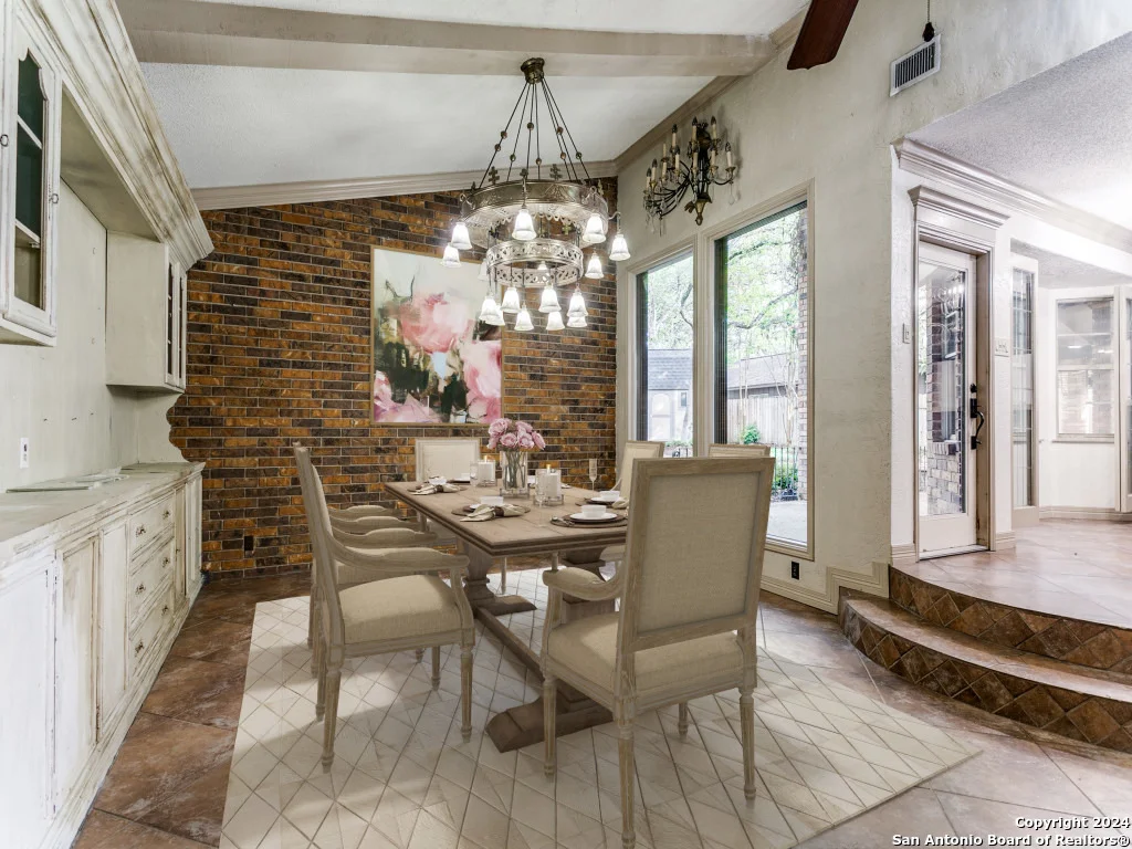 Photo of 10111 iron oak