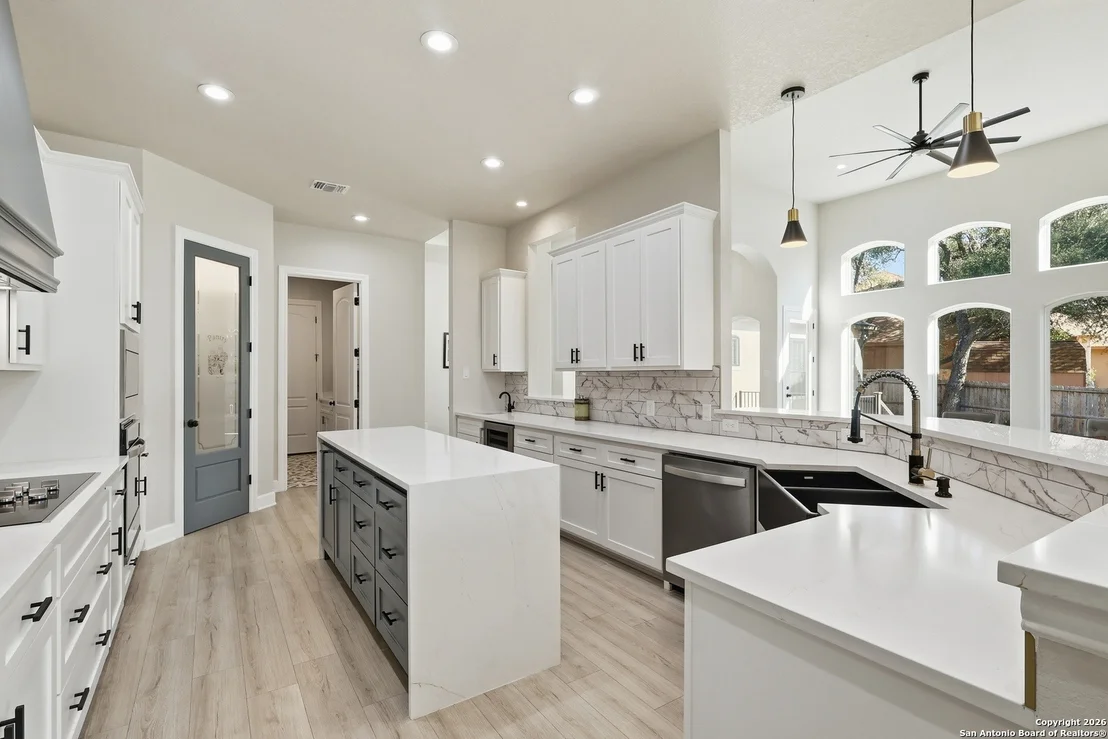 Photo of 910 Slumber