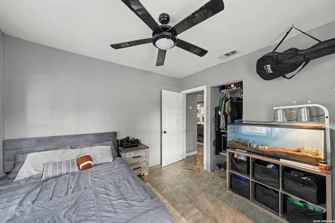 Photo of 109 THORAIN BLVD