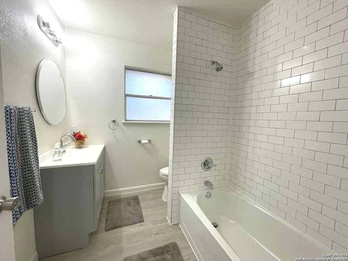 Photo of 8280 VENTURA BLVD
