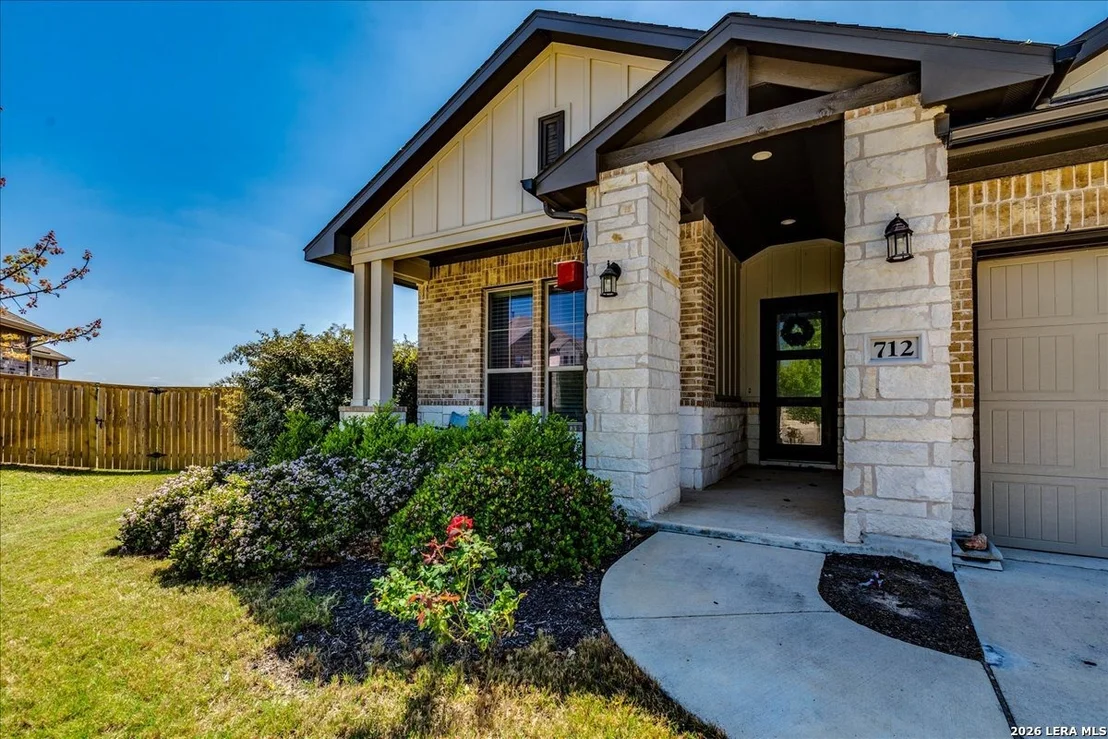 Photo of 712 Coyote Creek