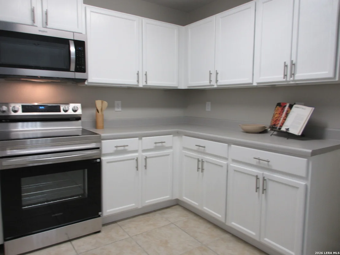 Photo of 606 Hon