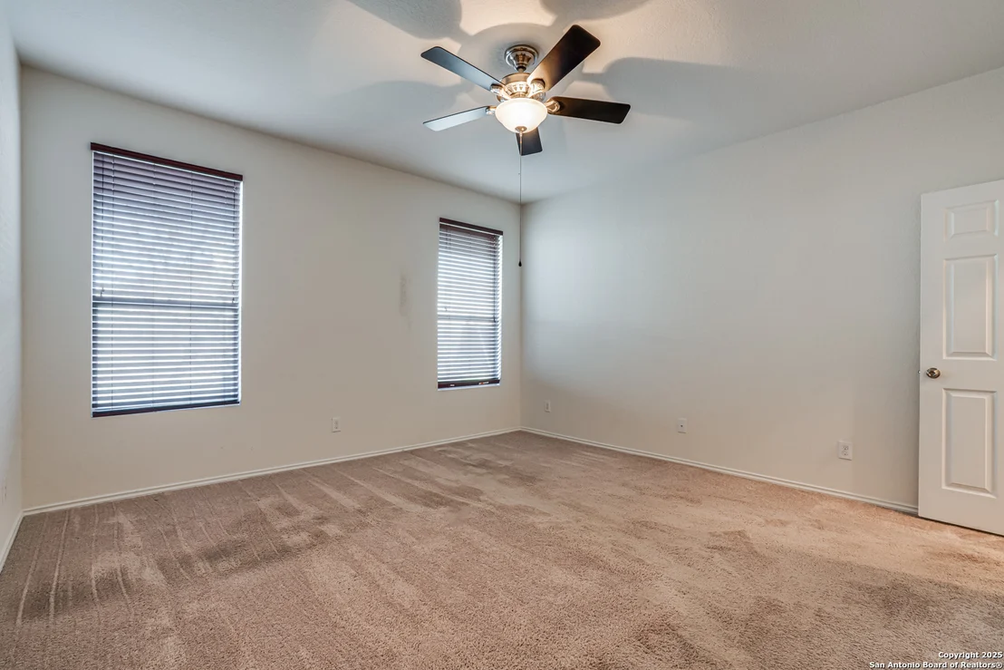 Photo of 8507 Silver Willow