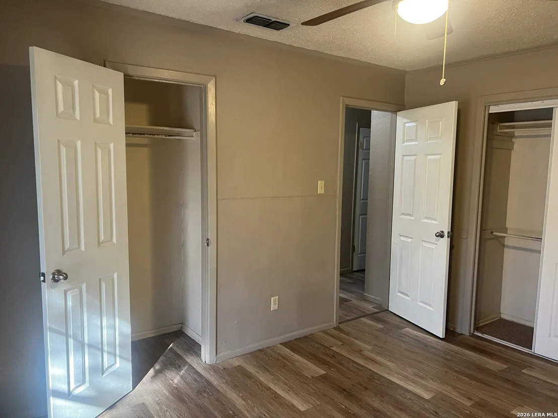 Photo of 803 Continental