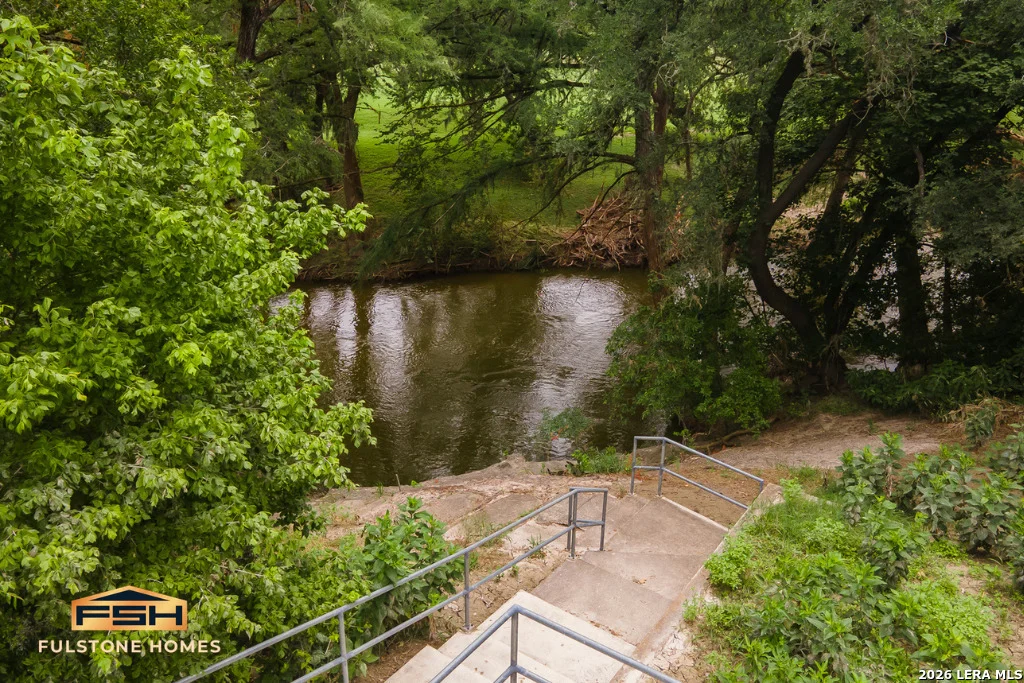 Photo of 206 Roaring Creek