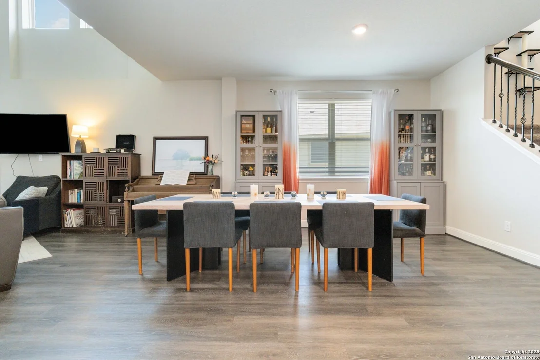 Photo of 2210 Castello