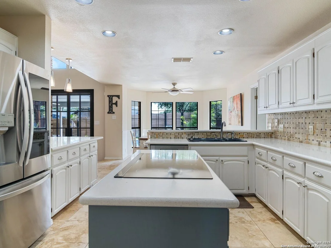 Photo of 13700 Bluffmont