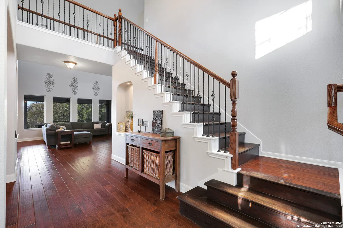 Photo of 3607 Sunset Cliff