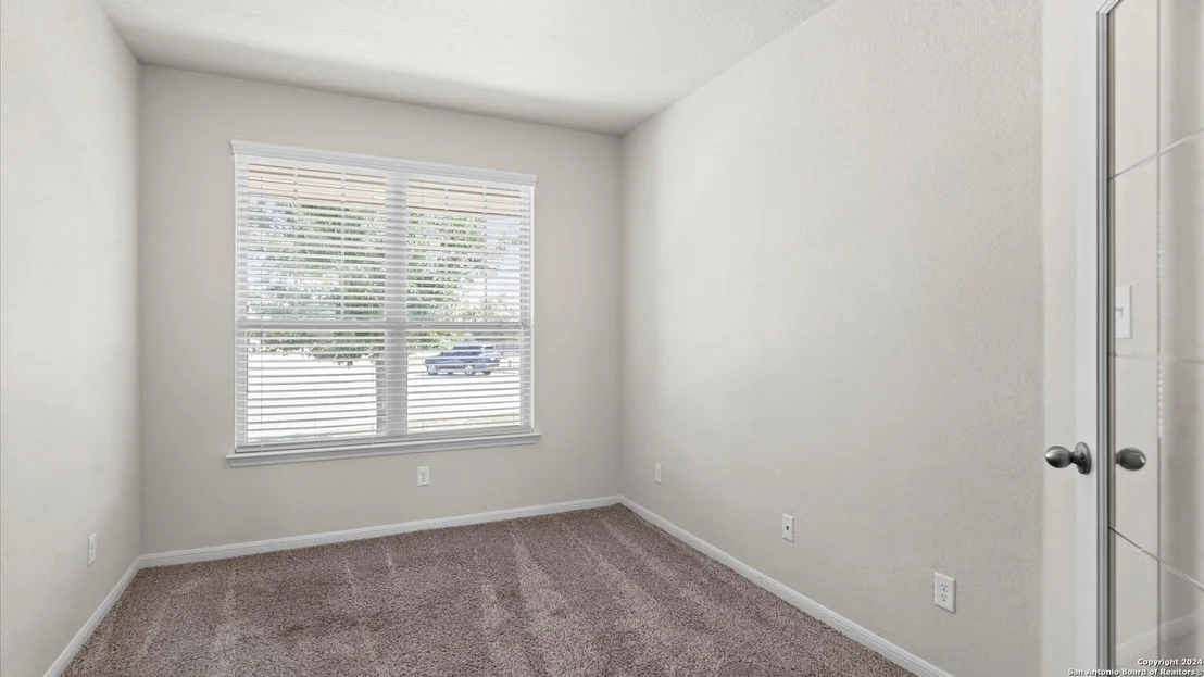 Photo of 520 MEADOW WIND