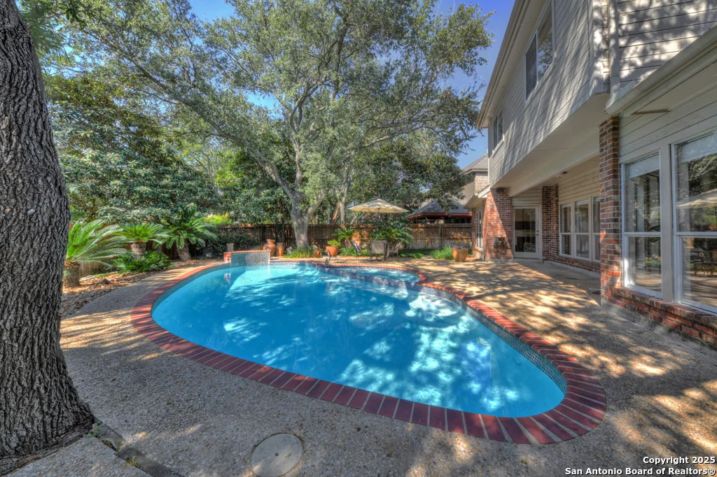 Photo of 2204 Blackoak Bnd