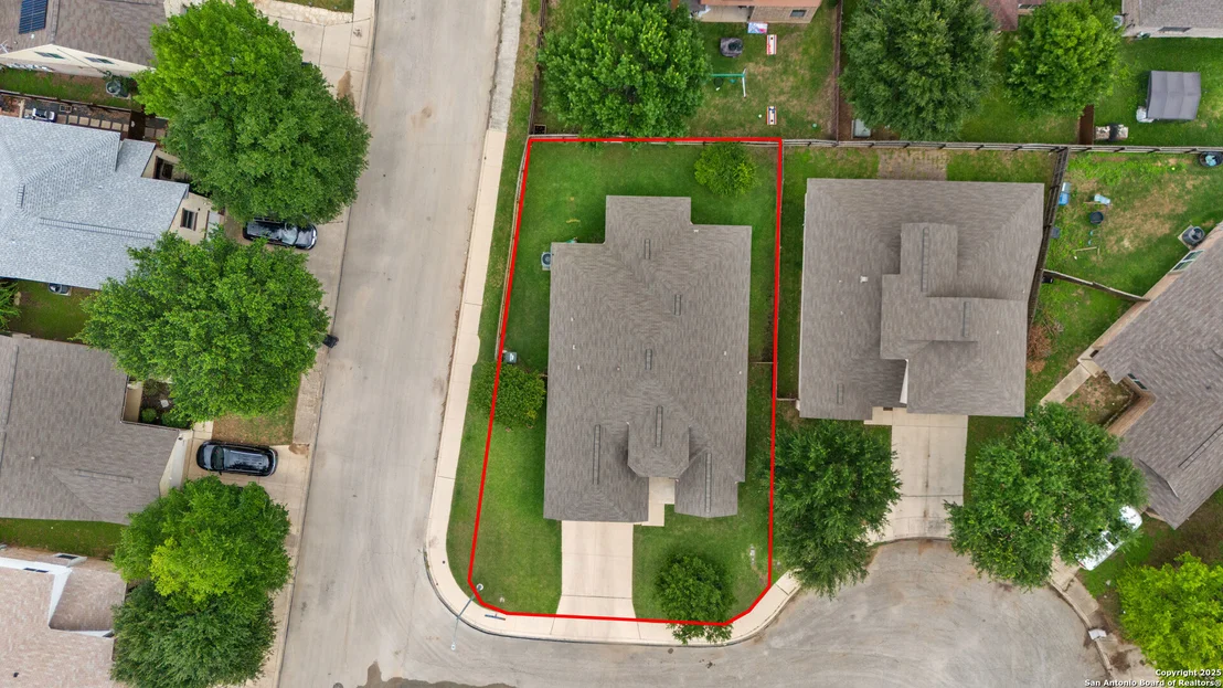 Photo of 9815 Leubeck Ranch