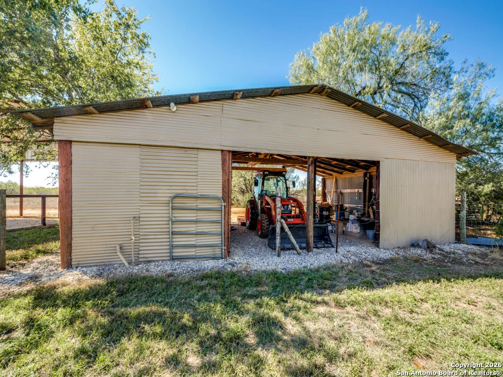 Photo of 6472 Bluntzer Rd