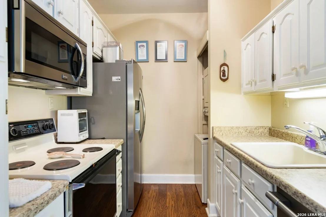 Photo of 5 REMINGTON CIR