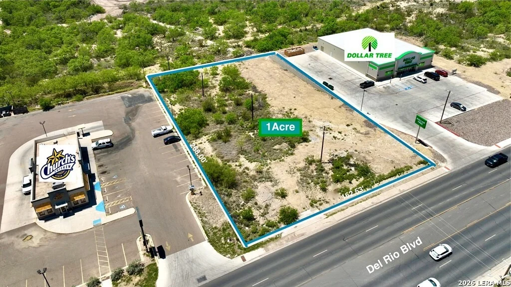 Photo of 3201 Del Rio Blvd