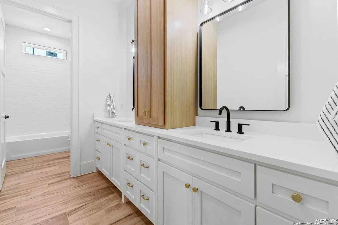 Photo of 2211 Meritage