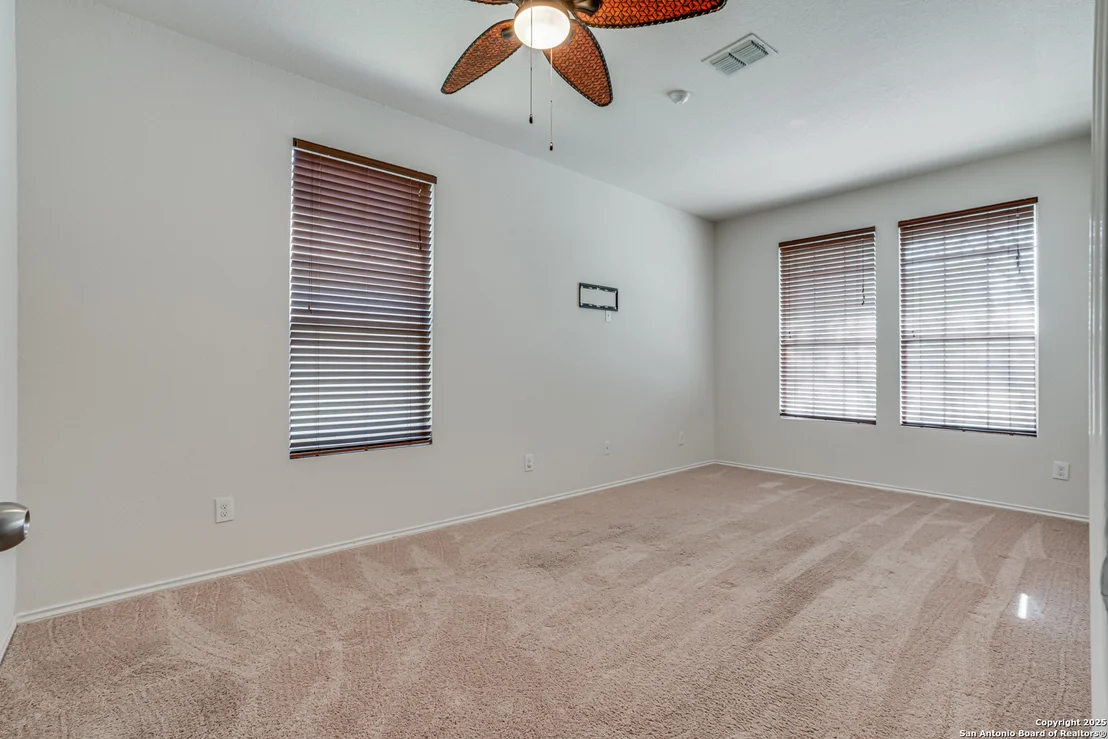 Photo of 8507 Silver Willow