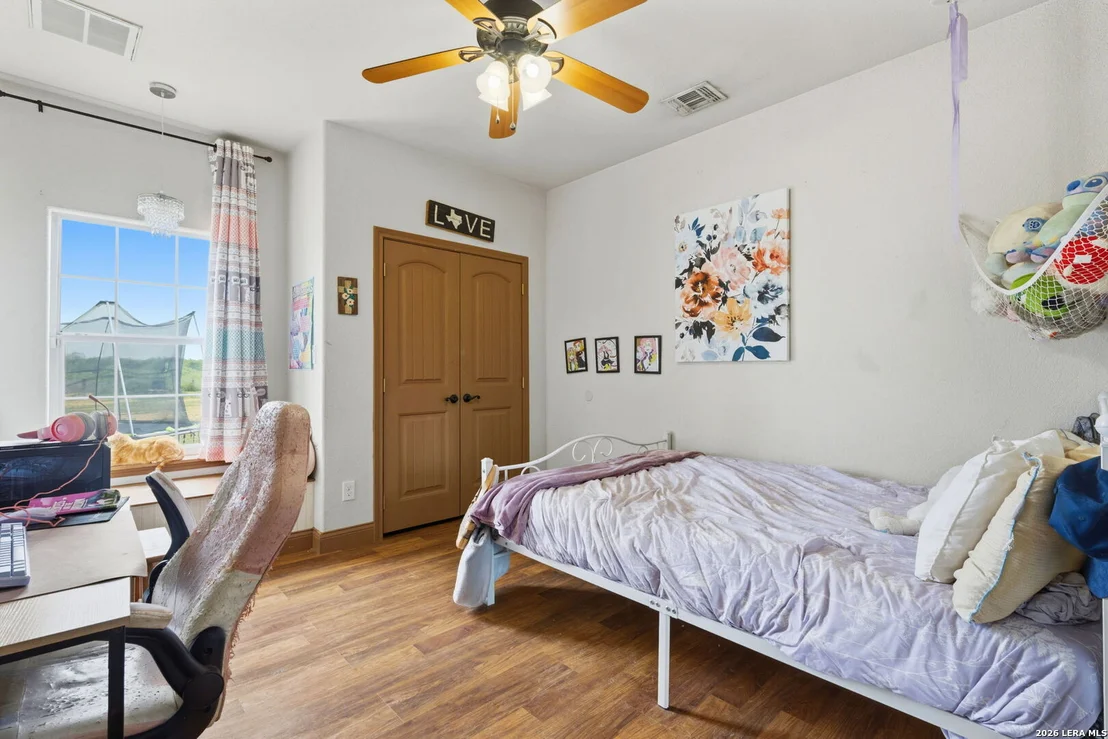 Photo of 1021 WELLS