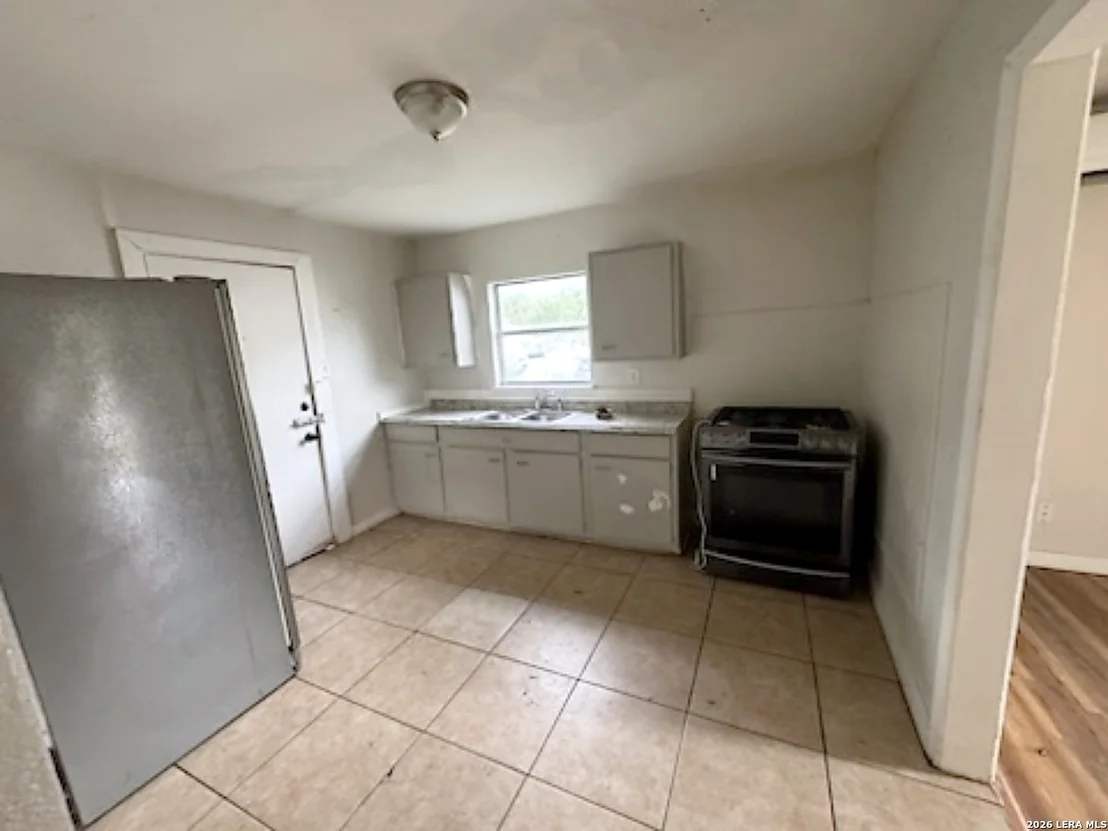Photo of 122 Bundy
