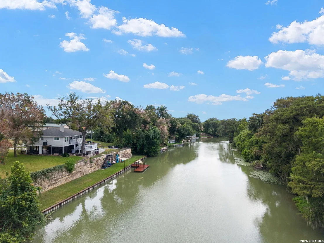 Photo of 34 river oak