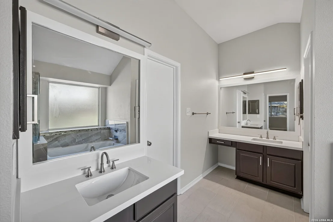Photo of 1017 SUMMER HAVEN LN