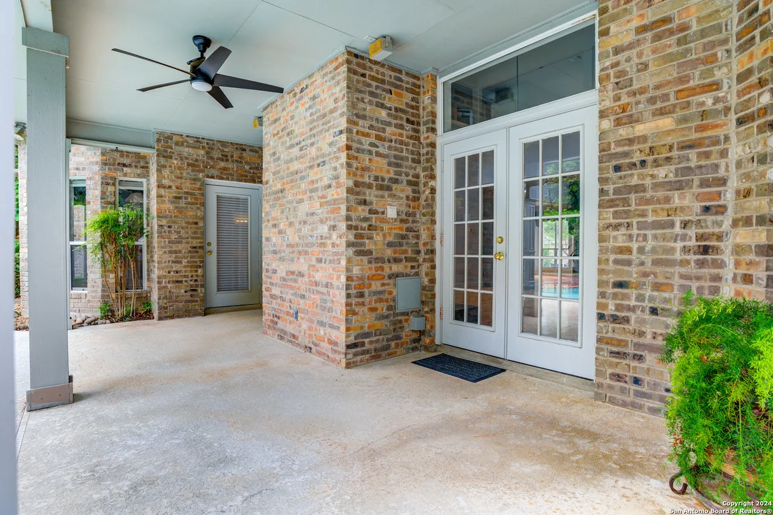 Photo of 15622 Dawn Crest