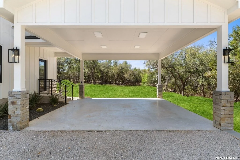 Photo of 408 Rust Ranch Rd