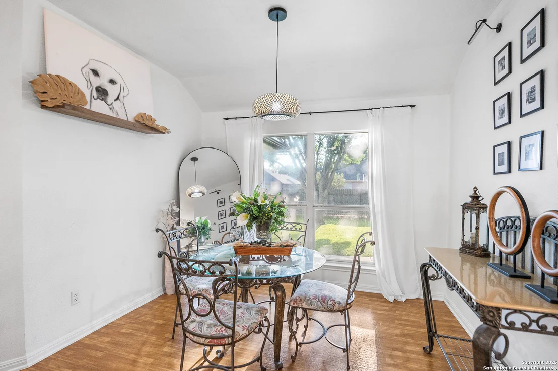 Photo of 2240 Stonehaven