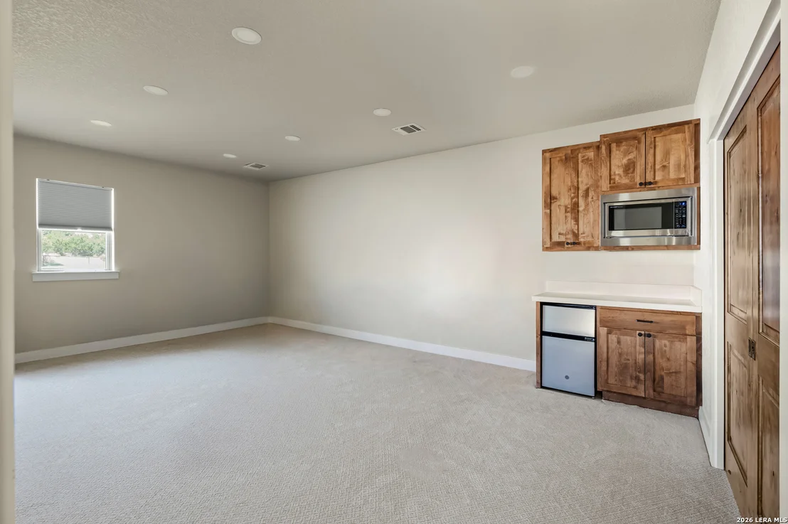 Photo of 283 SOARING EAGLES DR