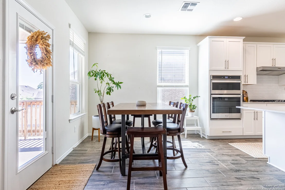 Photo of 7421 Cimarron Lake