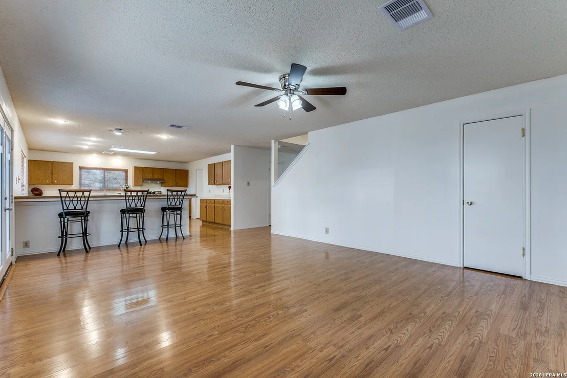 Photo of 9507 Shadowbrook