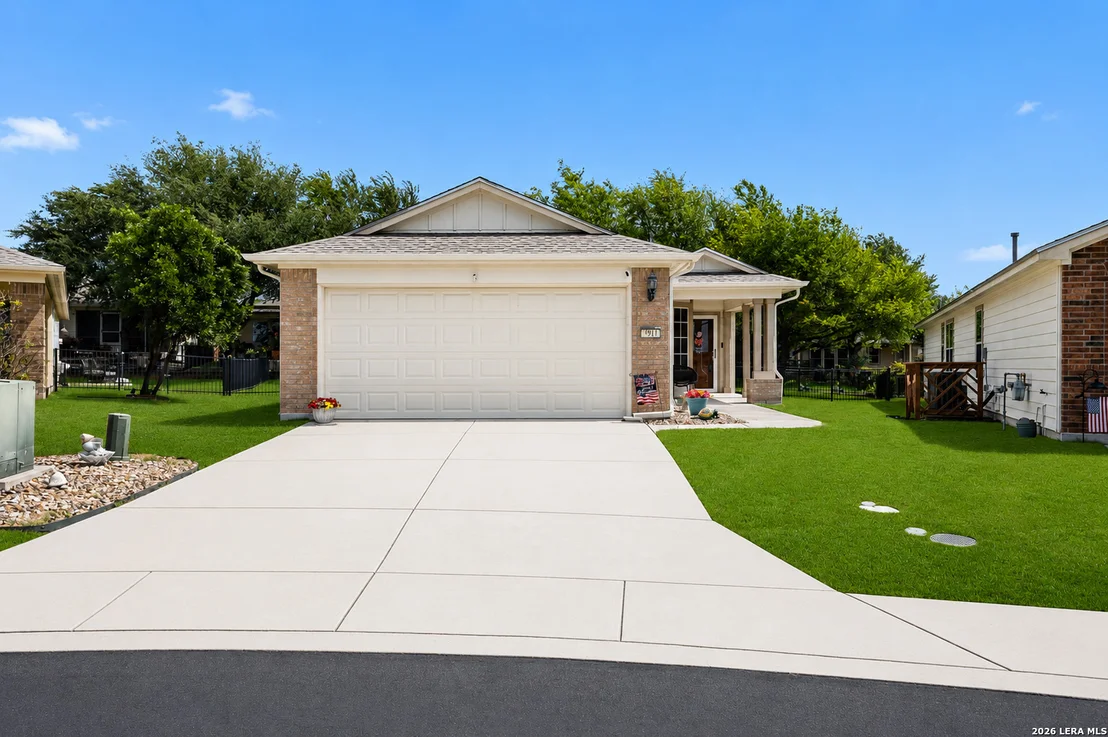 Photo of 4911 Sky Oaks