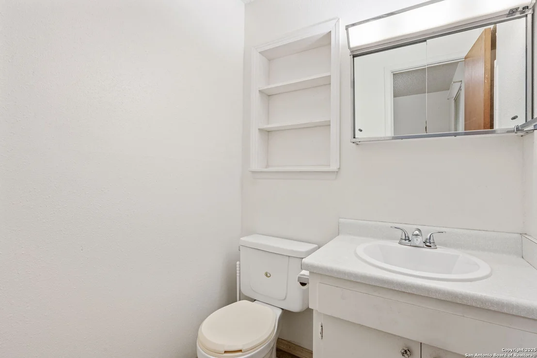 Photo of 6719 Lucerne