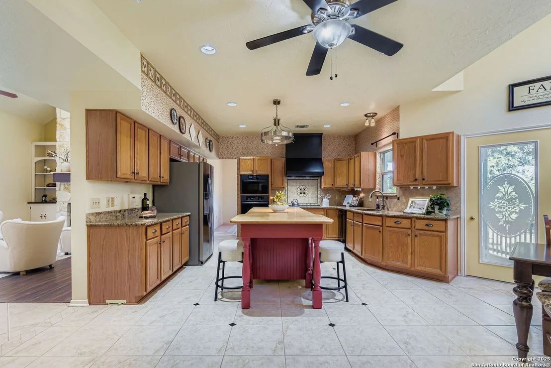 Photo of 6606 Laurel Hill