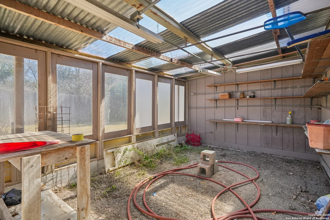 Photo of 122 Long Bow Rd.