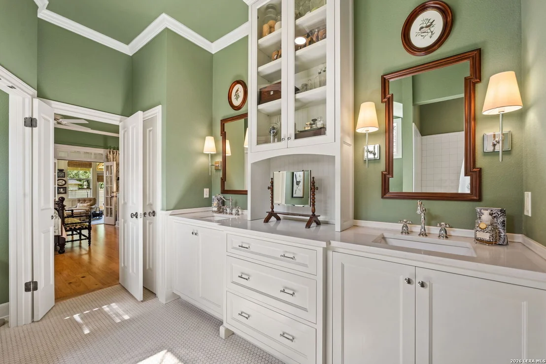 Photo of 109 Village Cir