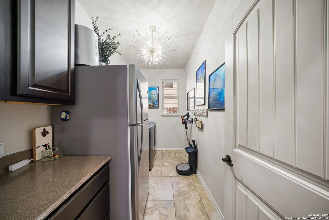 Photo of 505 Saddle Hill