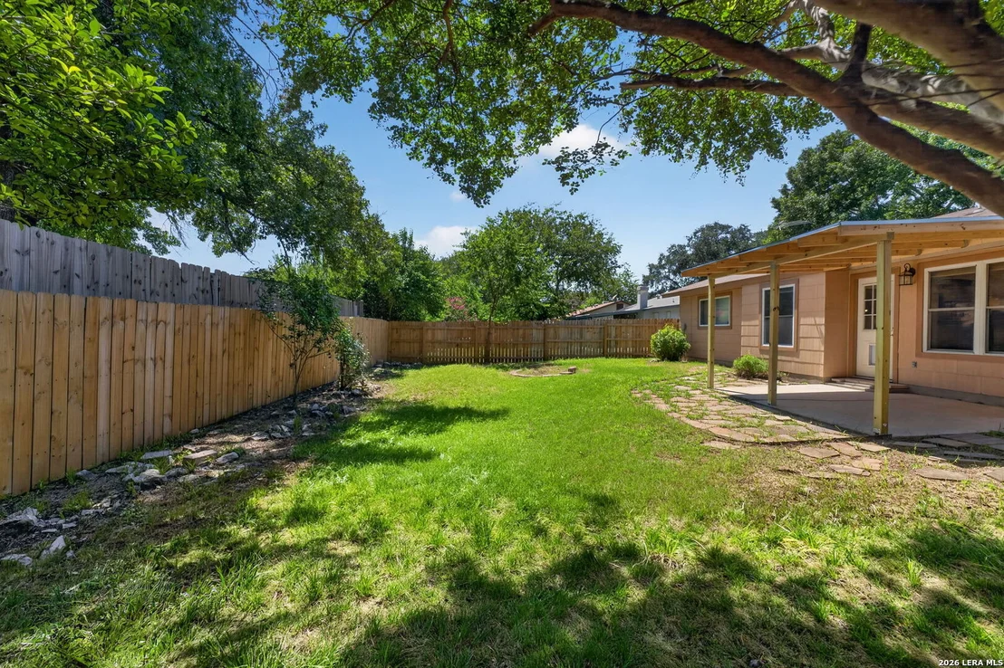 Photo of 9350 Cliff Way