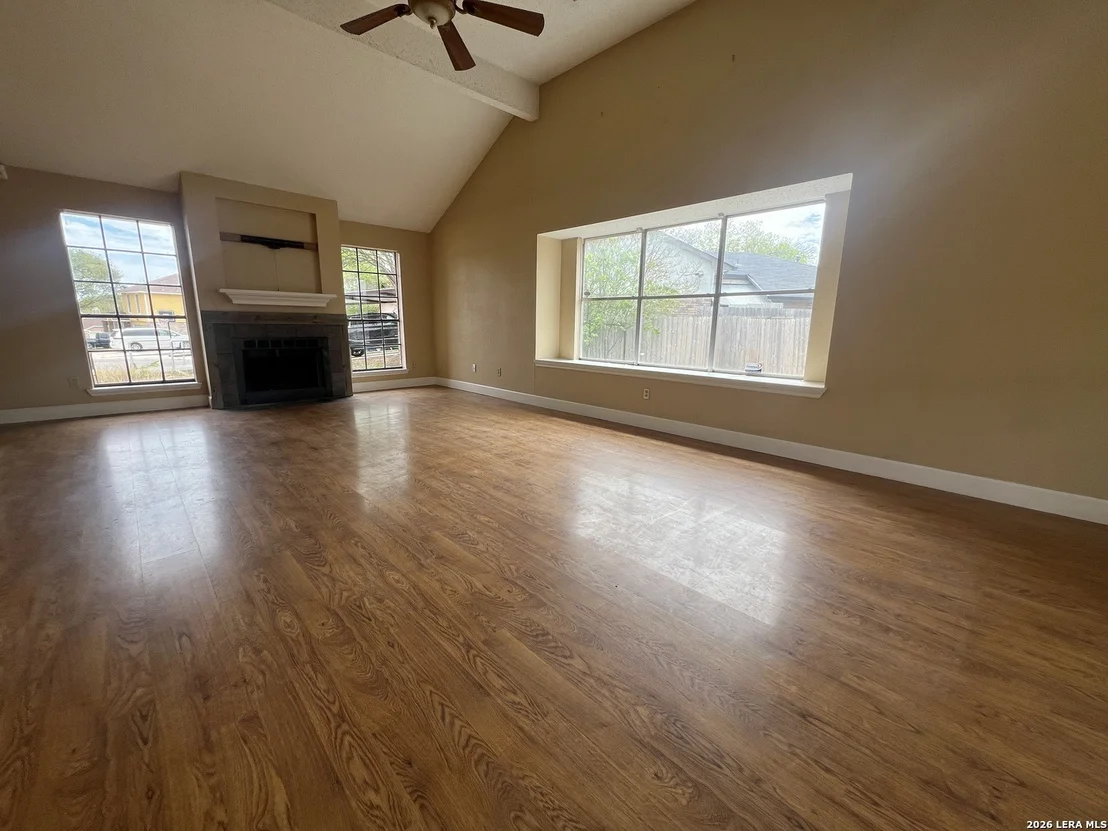 Photo of 15022 Baycliff