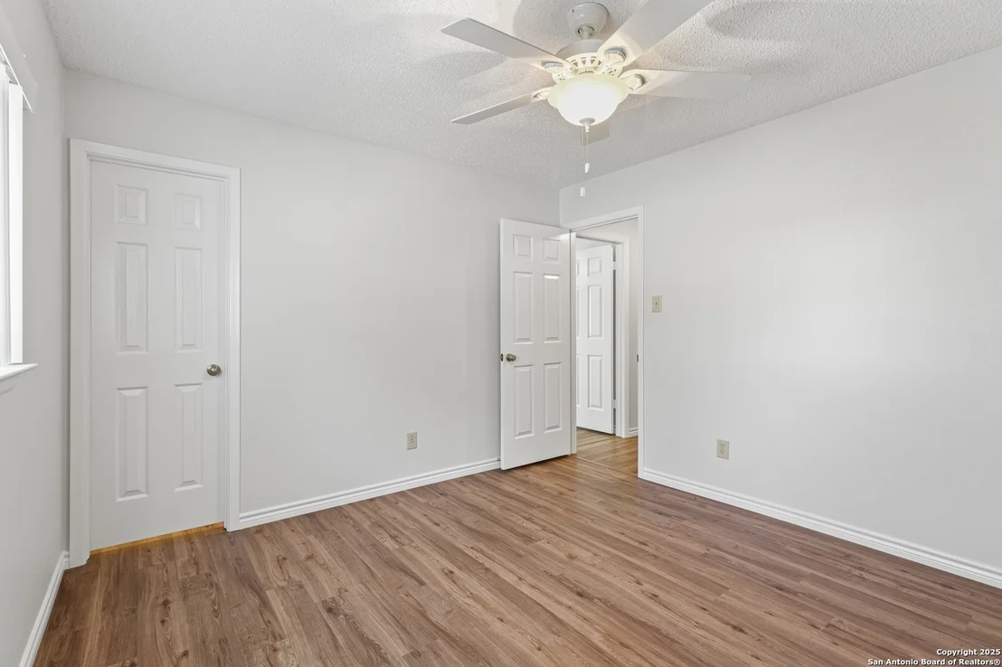 Photo of 13410 forum