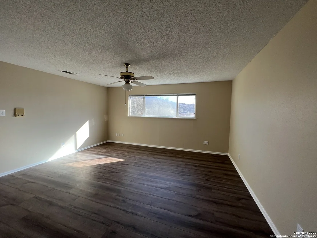Photo of 119 CEDAR TREE LN