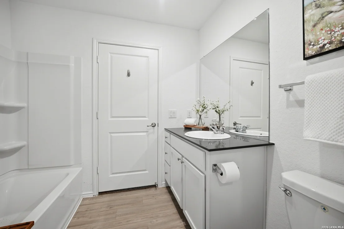 Photo of 1355 Art Wall Way