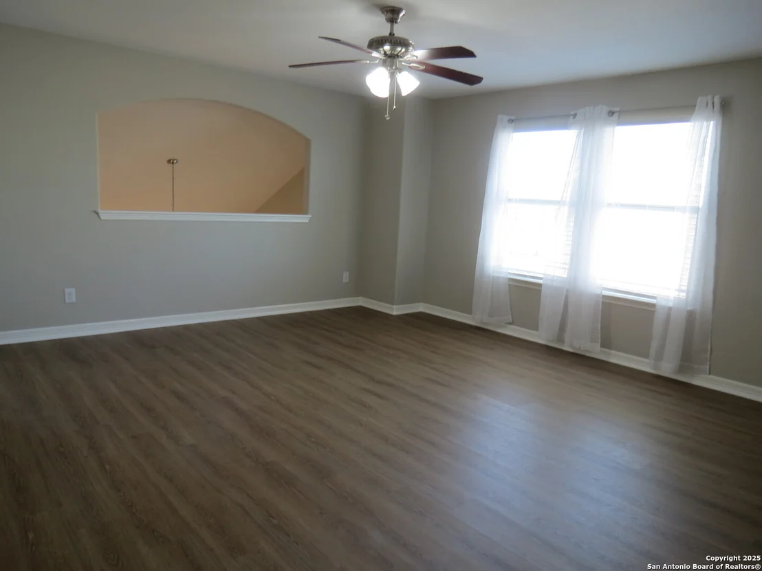 Photo of 342 Maple Way