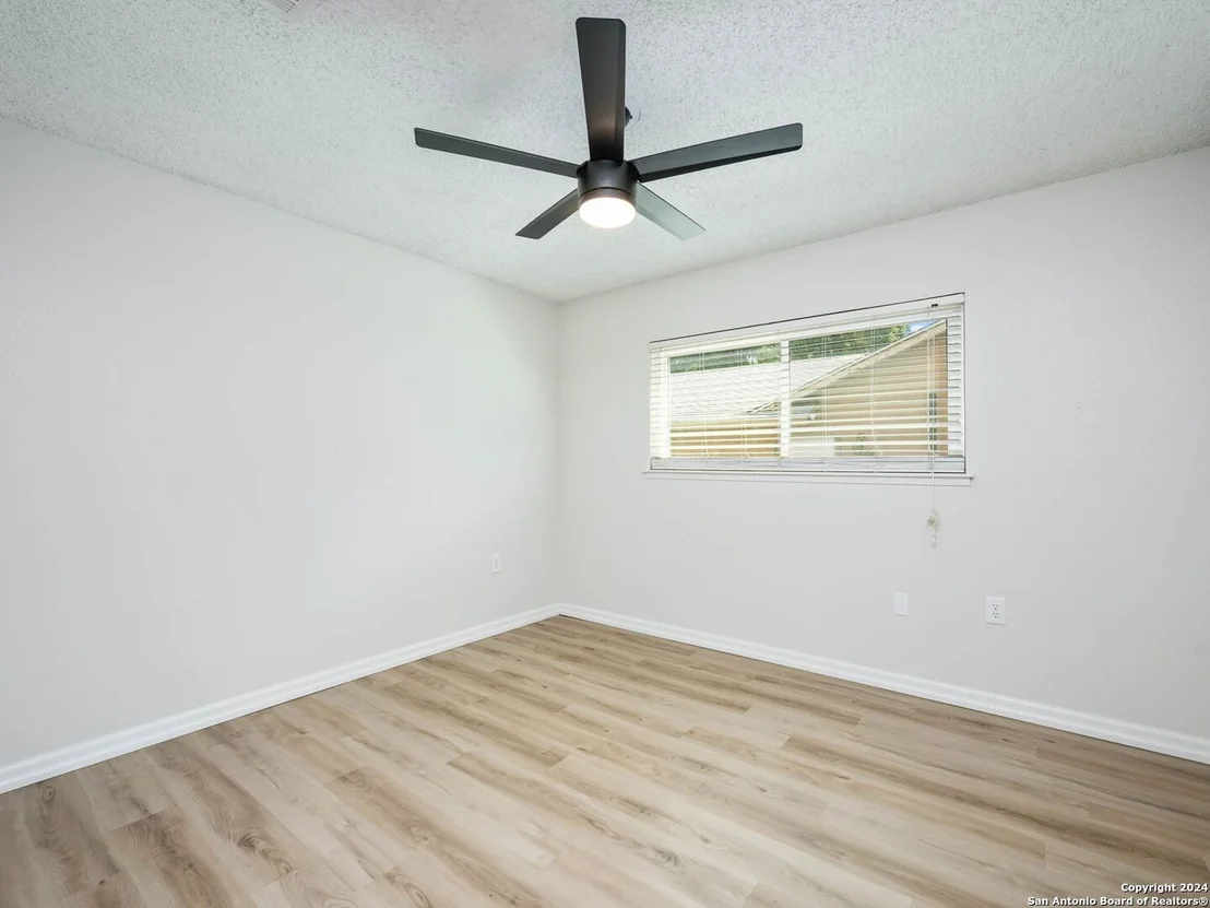 Photo of 11509 LONE SHADOW TRL